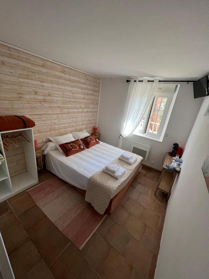 Chambre D'Hote Les Murailles Auterive  エクステリア 写真